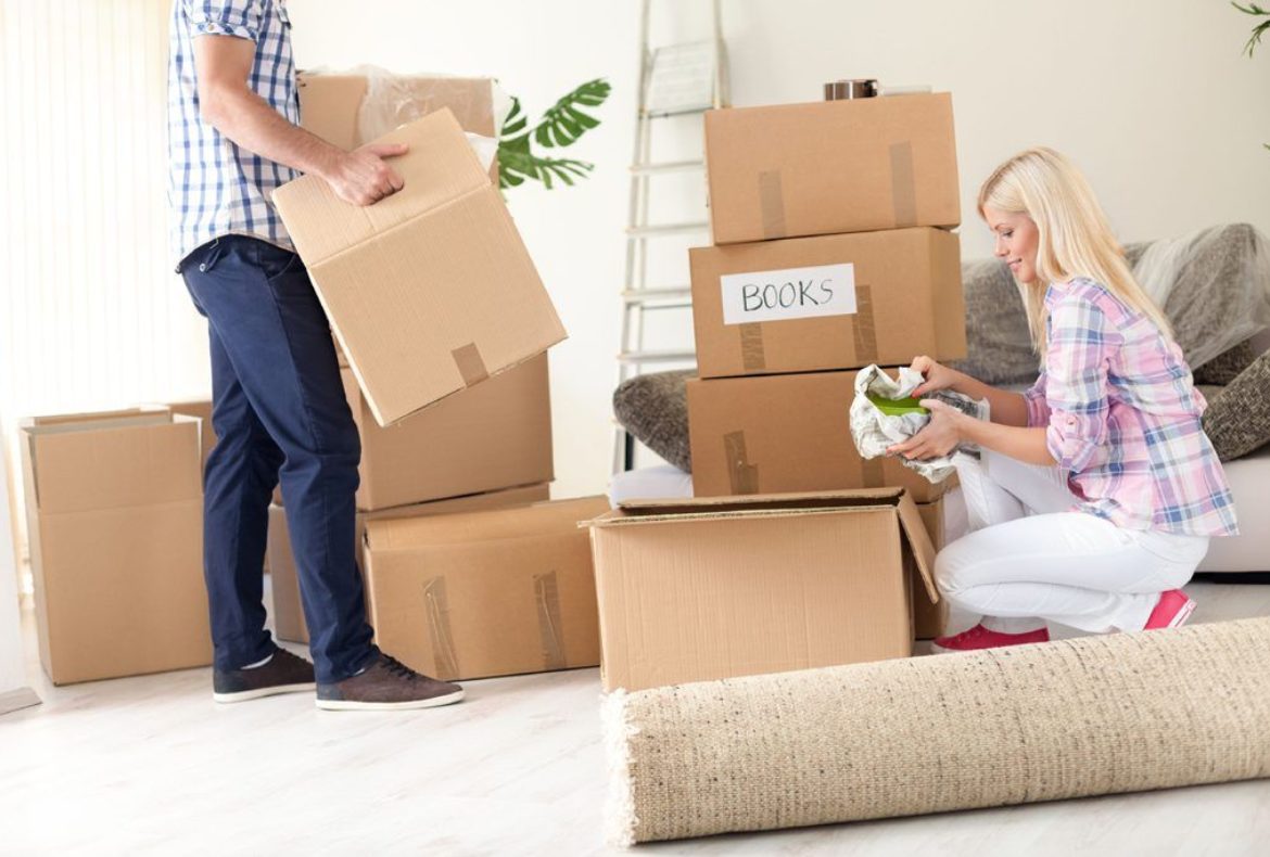 4 Things to Consider When Hiring a Moving Company